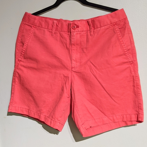Gap red/orange flat front chaki shorts, men's size 32 - Picture 4 of 7